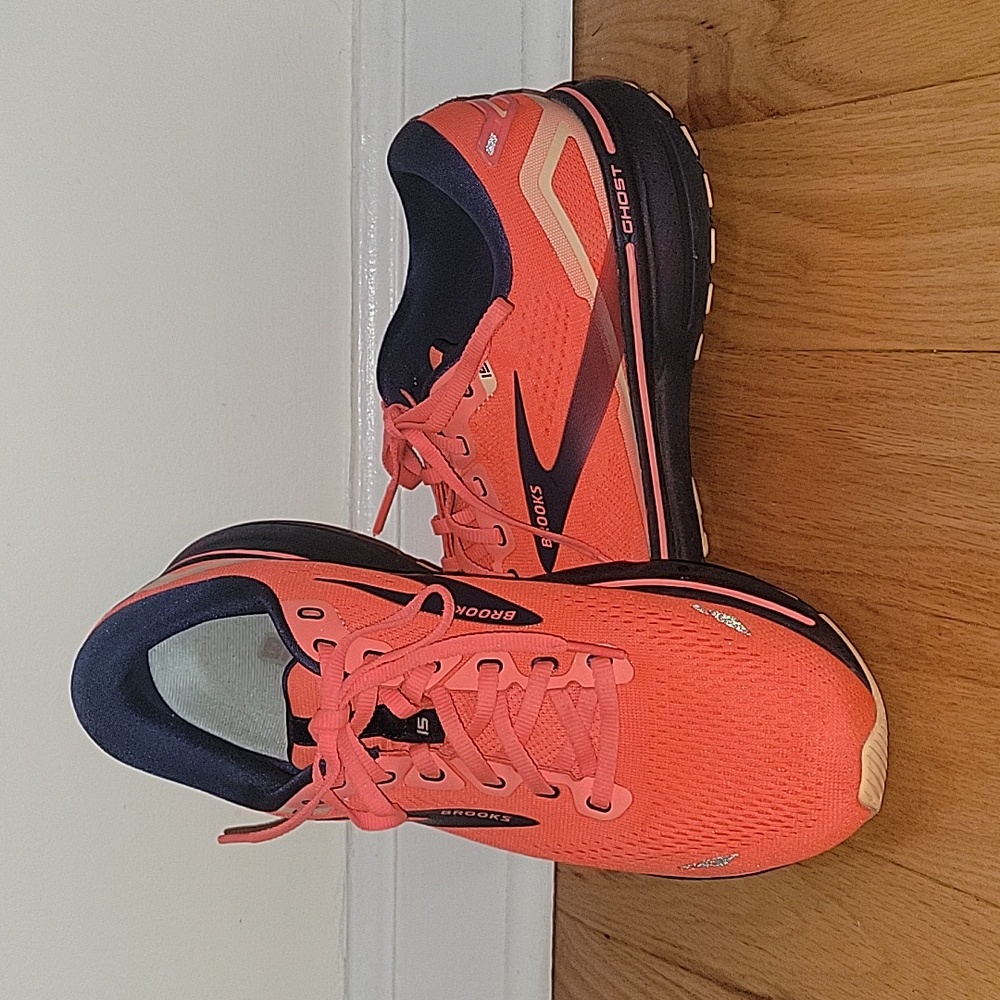 Women's Brooks Ghost 15 Running Shoe Sz 11